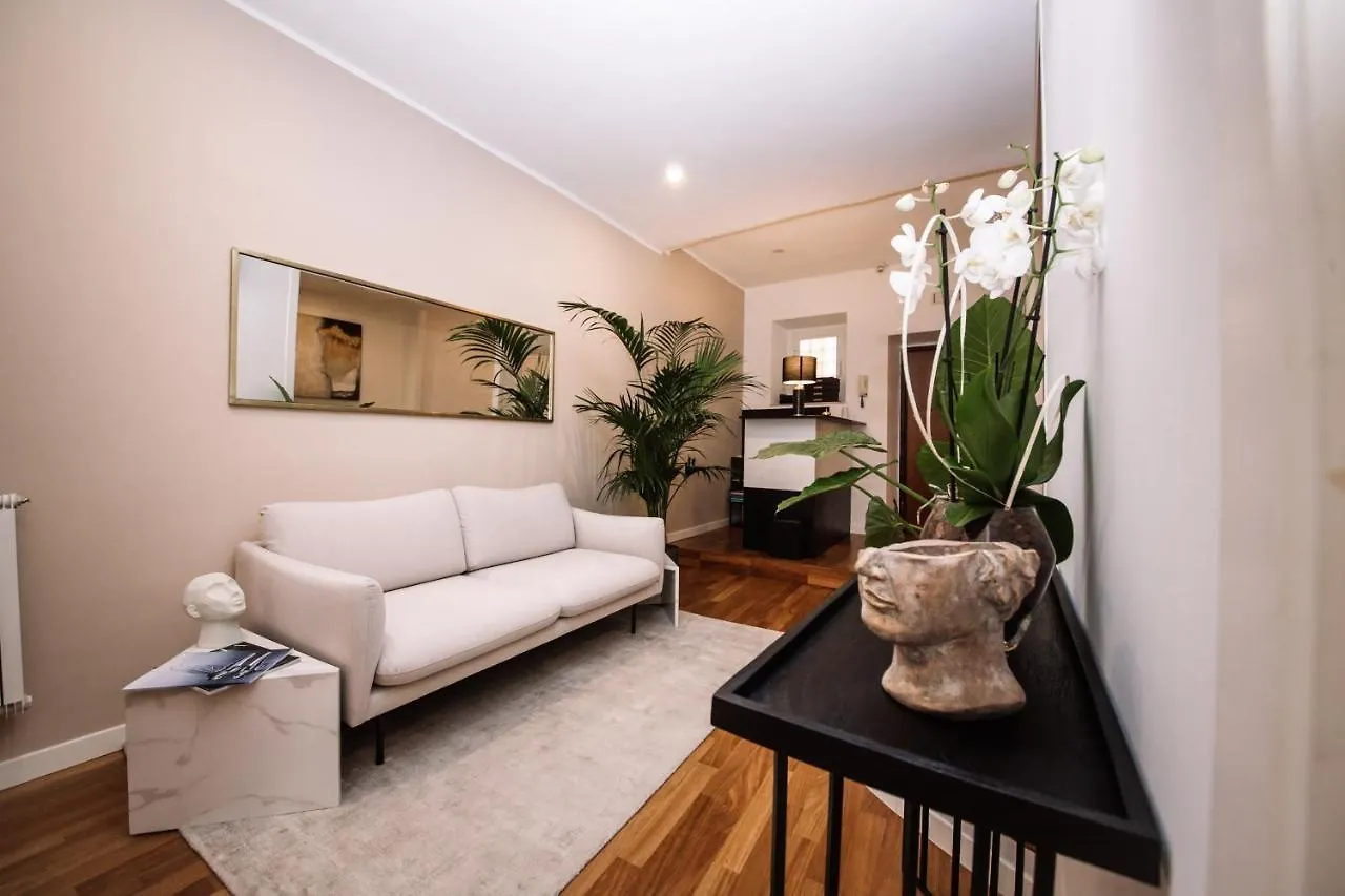 Fellini Design Suites Romе Rome