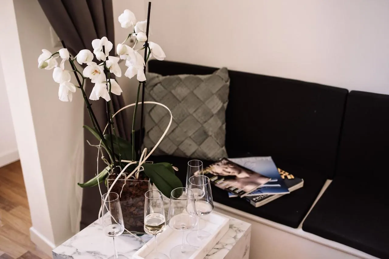 Pensjonat Fellini Design Suites Romе Włochy